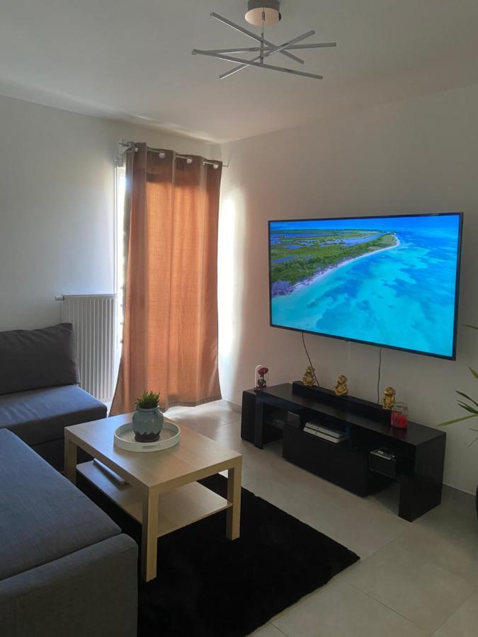 Appartement T2, Residence Au Calme. Parking Prive マルセイユ エクステリア 写真